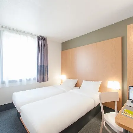 B And B Hotel Montauban Hotel
